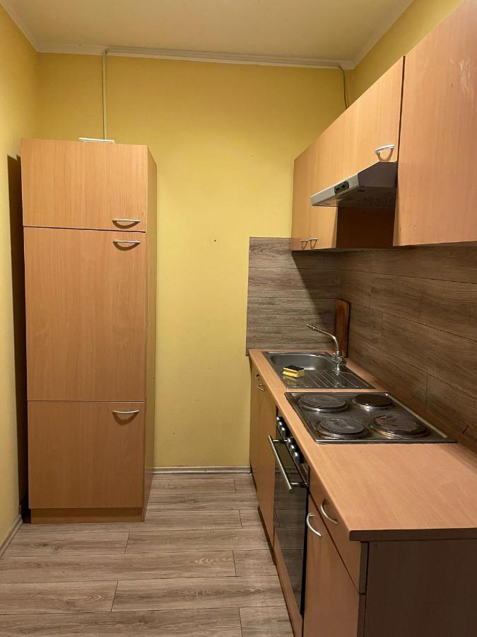 Monteur-Apartment Am Bahnhof Muhlheim am Main Luaran gambar
