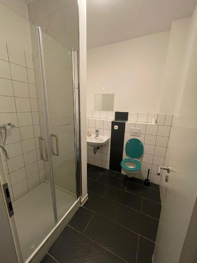 Monteur-Apartment Am Bahnhof Muhlheim am Main Luaran gambar
