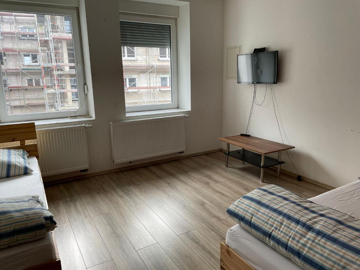 Monteur-Apartment Am Bahnhof Muhlheim am Main Luaran gambar